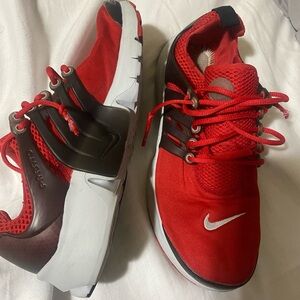 Nike Red and Black Women's Sneakers